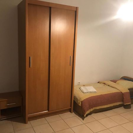 Pilgrims Place Hostel Ζεστοκόβα Εξωτερικό φωτογραφία